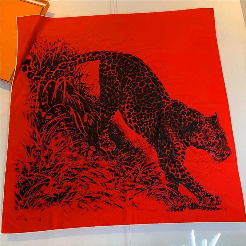 90 cm-es luxus dzsungel leopárd hidzsáb sál női kendő, kézzel készített fodros twill selyem négyzet alakú sál Luxus foulard fejkendők kendő