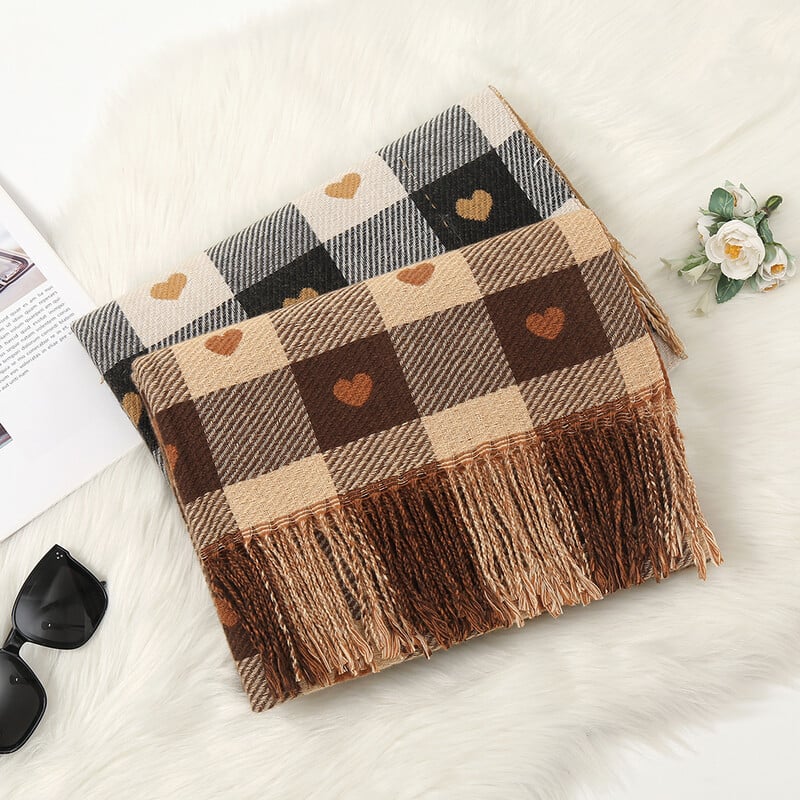 Forrón eladó téli kasmír bojtkendő szív alakú kockás nyomtatott hidzsáb női divat kültéri pashmina sál 180*70 cm
