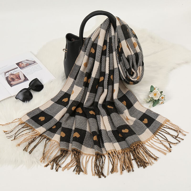 Forrón eladó téli kasmír bojtkendő szív alakú kockás nyomtatott hidzsáb női divat kültéri pashmina sál 180*70 cm