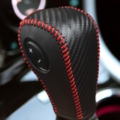 Personalizați potrivirea pentru vechiul Ford Edge din piele naturală cusut manual Fibră de carbon Capac schimbător de viteze Capac frână de mână