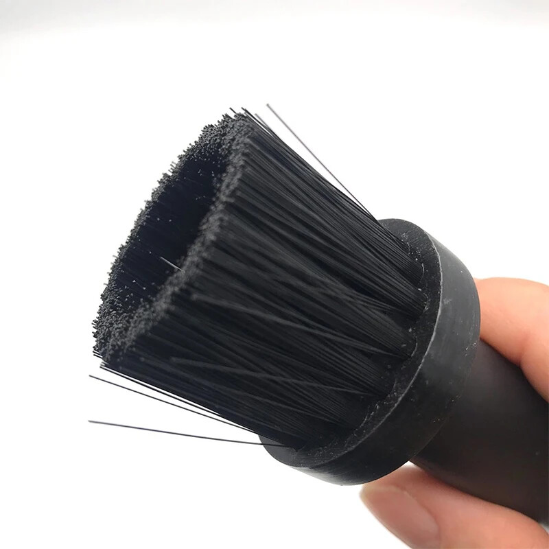 Automobilių ratų sraigtų valymo šepetys Plieniniai ratlankiai Padangų veržlės ir kaiščio veržlės Valymas Gilus padangų valymas Priežiūra Priežiūros įrankiai Automobilių dalys