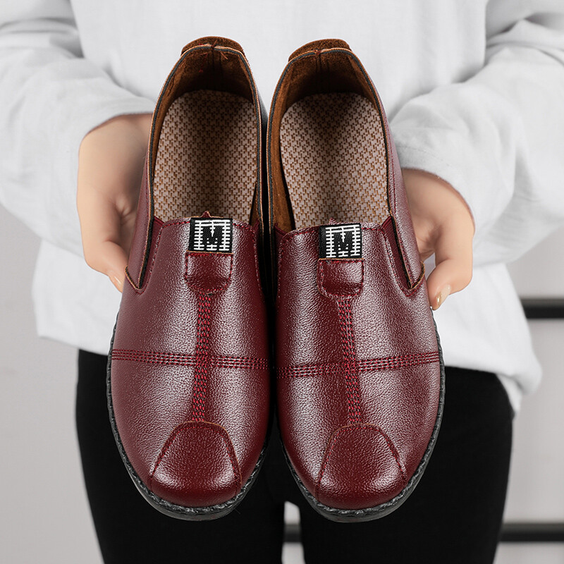 Bőr női alkalmi cipők Desiger tornacipők Könnyű anya mokaszinok Felcsúsztatható női naplopók Oxford cipők Női Zapatos Mujer
