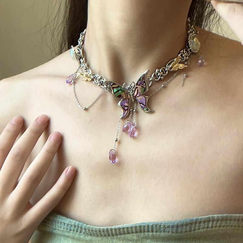 Εκθαμβωτικό Κολιέ με μεταλλική φούντα πεταλούδα Πανκ Υπερβολικό Πολυτελές Τσόκερ Δείπνο Κομψό κόσμημα για γυναίκες Unisex