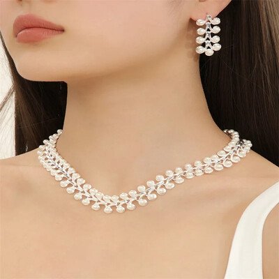 3 бр. Моден комплект бижута Луксозни кристални обеци с цветя с кристали Елегантни дамски банкетни сватбени аксесоари Комплект колиета