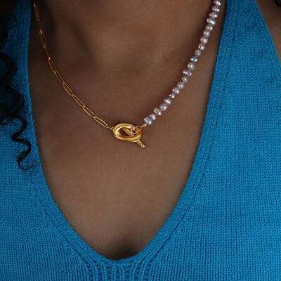 Ogrlica od prirodnih slatkovodnih ljubičastih bisera Ženski pozlaćeni lančić od nehrđajućeg čelika OT kopča Estetska ogrlica Luksuzni nakit