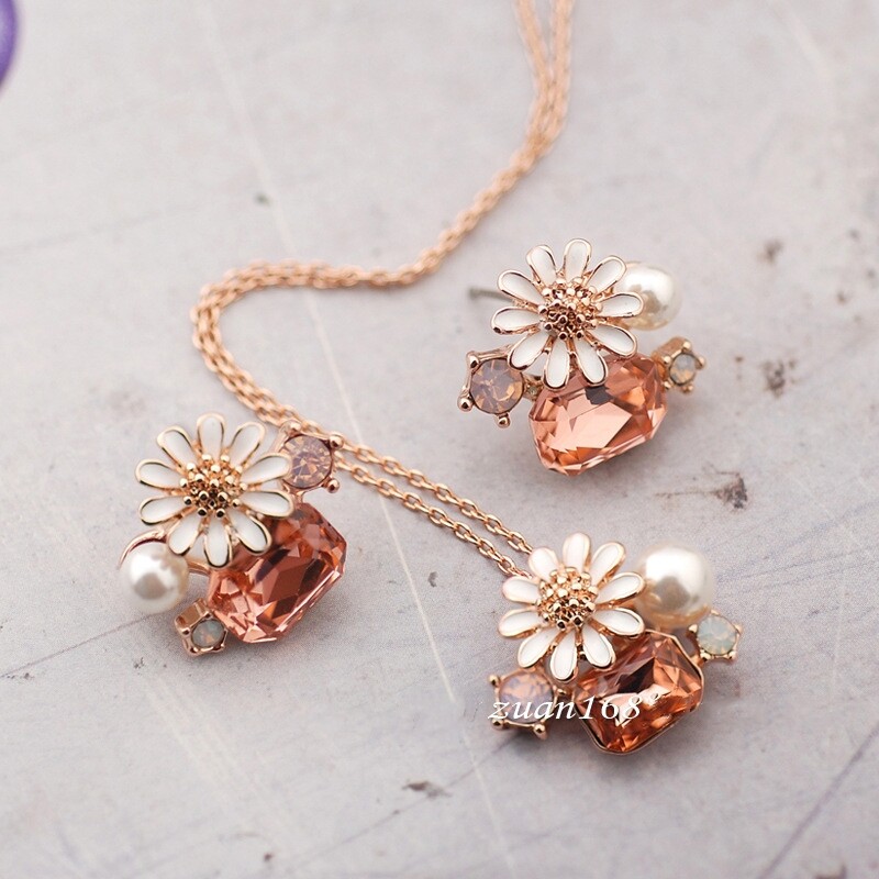 Σετ 3 τεμαχίων Πολυτελή κρύσταλλο τριαντάφυλλο σκουλαρίκια λουλούδι Κολιέ Γλυκό ζιργκόν Πέρλα Συμπόσιο Σετ κοσμημάτων γάμου για γυναικεία αξεσουάρ