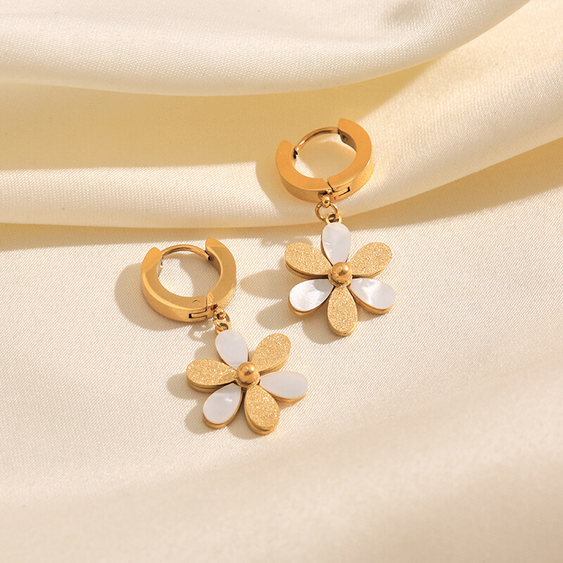 GANEMLY Set de cercei colier cu margarete din oțel inoxidabil 316L pentru femei, la modă, nou, drăguț, set de bijuterii cu flori, cadou pentru petrecere