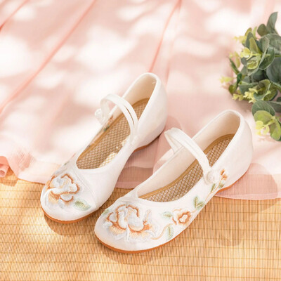 Módne vyšívané čínske štýlové dámske topánky s nízkym podpätkom, elegantné ležérne zapatos, vintage dámske látkové topánky v etnickom štýle