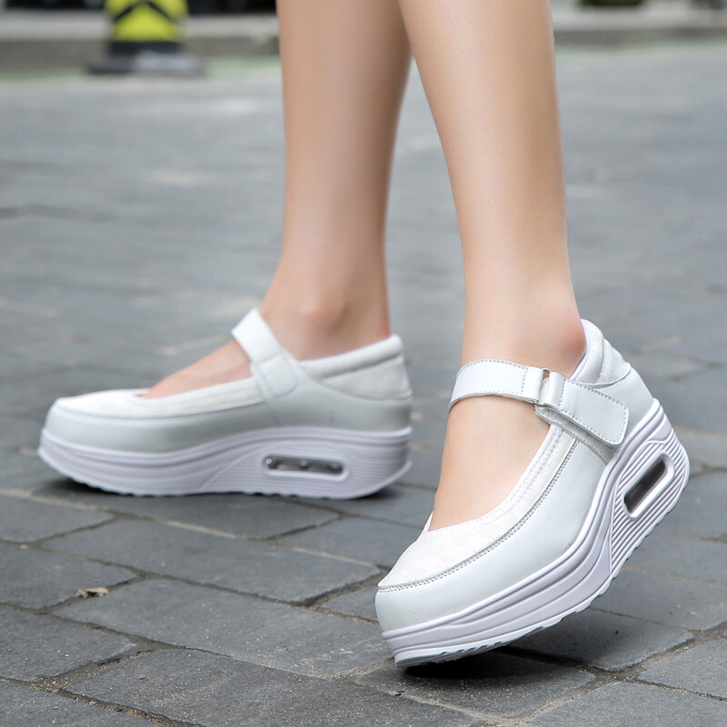 2023. Ženske modne vulkanizirane tenisice s platformom Jednobojne ravne ženske cipele Ležerne prozračne patike Ženske tenisice za hodanje