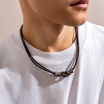 Vintage Pu koža s metalnim perlama Choker ogrlica za muškarce Trendy ovratnik na vratu Dodaci 2023 Modni nakit Muški dar