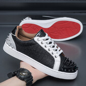 Apavi Ikdienišķas Vīriešu Dizaineris Rivet Punk Board Kurpes Modes Ādas Audekls Elpojošs Augstums Paaugstināts Plakanas Platformas Baltas Kurpes