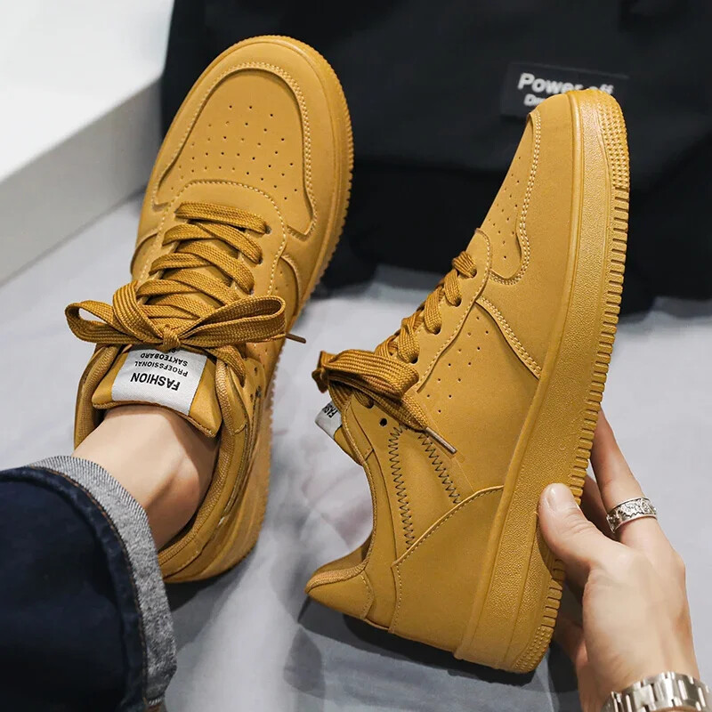 Férfi tornacipők Alkalmi sportcipők férfiaknak Könnyű PU bőr lélegző cipő Férfi lapos fehér teniszcipő Zapatillas Hombre