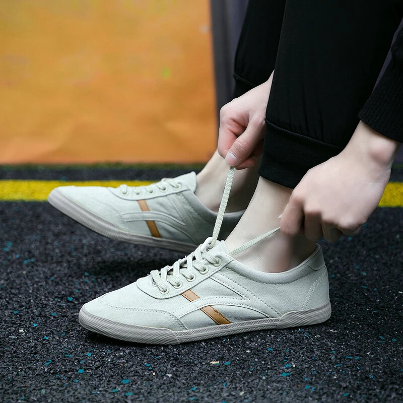 Vyriški laisvalaikio batai Drobiniai batai suvarstomi sportbačiai kvėpuojantys vyriški plokščiapadžiai Vyriški vulkanizuoti batai Trend Zapatillas Hombre BD21145