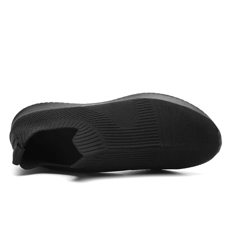 Jednobojne bijele modne pletene cipele za slobodno vrijeme Muške super lagane prozračne rastezljive čarape Tenisice Slip On Tenis Masculino Black Zapato