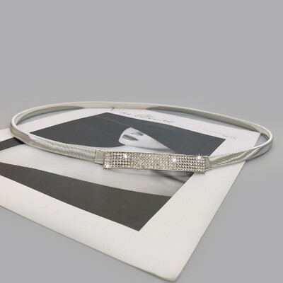 Elastinis auksinis grandinės diržas moteriškas juosmens punk Y2K sidabro metalo kalnų krištolinis diržas moterims Aukštos kokybės prabangus auksinis juosmuo