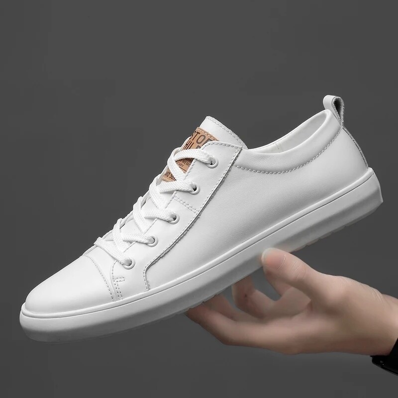 Pánske univerzálne čiernobiele tenisky z pravej kože, ľahké pánske ležérne topánky, vysoko kvalitné protišmykové tenisky na skateboarding