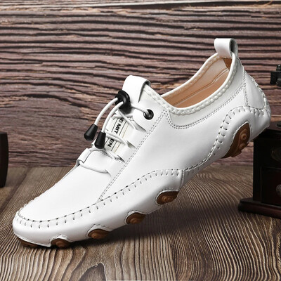 Férfi alkalmi cipők tehénbőr fehér tornacipők kültéri cipők Férfi naplopók Vintage Slip On Designer Flats Leisure Plus Size 38-47