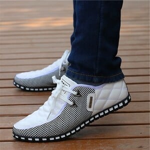 Vyriški odiniai batai rudeniniai vyriški laisvalaikio batai kvėpuojantys lengvi balti sportbačiai vairavimo batai smailia nosimi Verslo vyriški batai