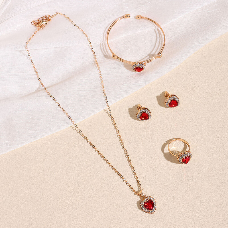 Női Nyakláncok Ékszer Szettek Szerelem Szív Piros Kristály Cirkon Fülbevaló Medálok Gyűrűk Karkötő Esküvői Eljegyzési ékszerek