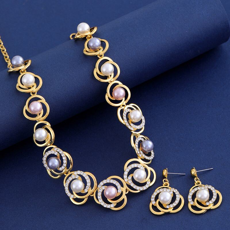 Karštai parduodamas prabangus karolių rinkinys Blizgantis Kalnų krištolas Saturnas Žiedas Perlų Auskarai Kaklo papuošalas 3vnt.