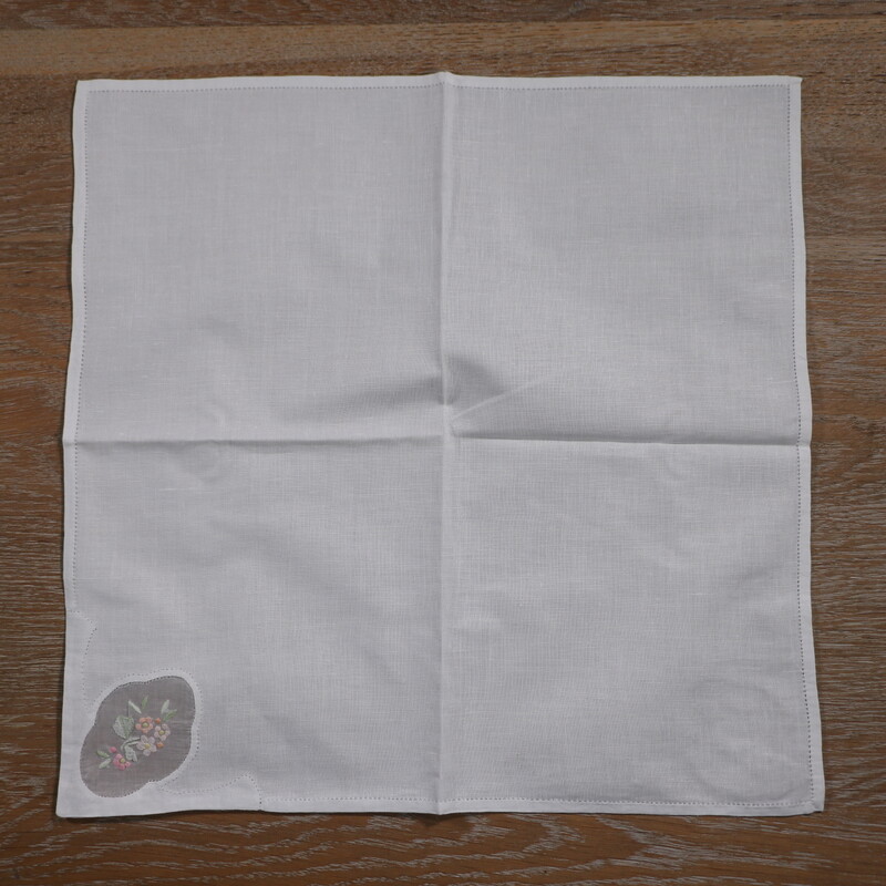 N096 Lenjerie albă 1 bucată 16"x16" șervețele de masă brodate manual