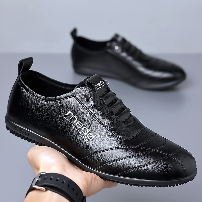 Modes gadījuma jauna dizainera braukšanas apavi vīriešiem Vienkrāsaini govs ādas apavi Vīriešu pavasaris rudens baltas melnas kedas vīrietis