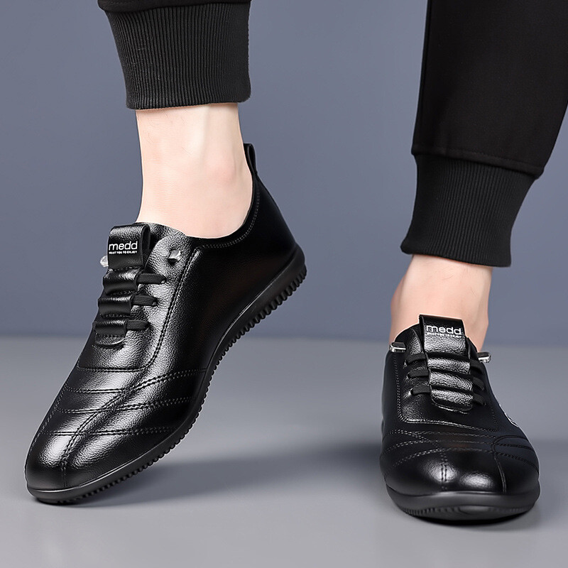 Modes gadījuma jauna dizainera braukšanas apavi vīriešiem Vienkrāsaini govs ādas apavi Vīriešu pavasaris rudens baltas melnas kedas vīrietis
