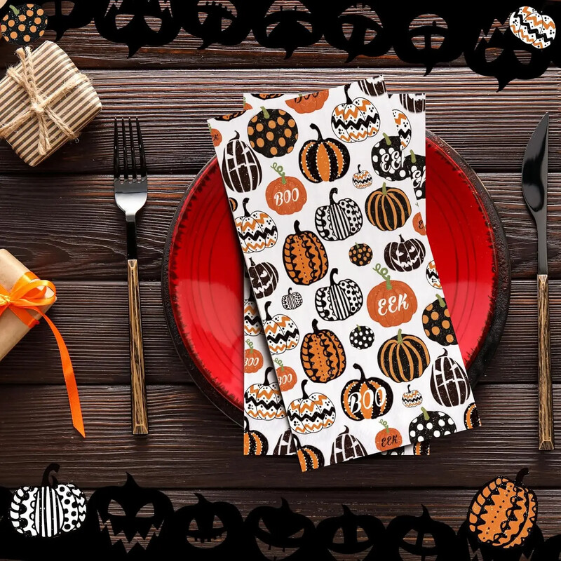 100 ks papierových obrúskov s tekvicou na Halloween, 33 * 40 cm, 2-vrstvové jednorazové obrúsky s kreslenou tekvicou na Halloween na Deň vďakyvzdania