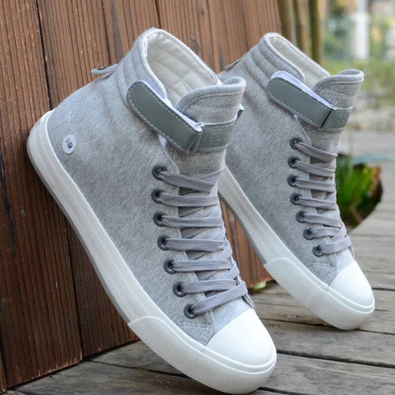 Pánske topánky High Top White Plátenné topánky Letné nové pánske tenisky 2024 Módne priedušné plátené tenisky Protišmykové ploché ležérne topánky