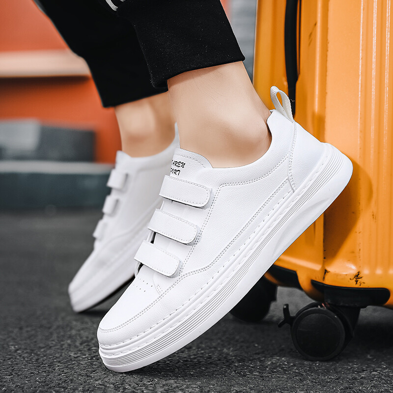 Alkalmi férfi cipők Divattervező Bőr gördeszkacipők Kényelmes kültéri csúszásmentes férfi sport sétacipők Mocassin Hombre