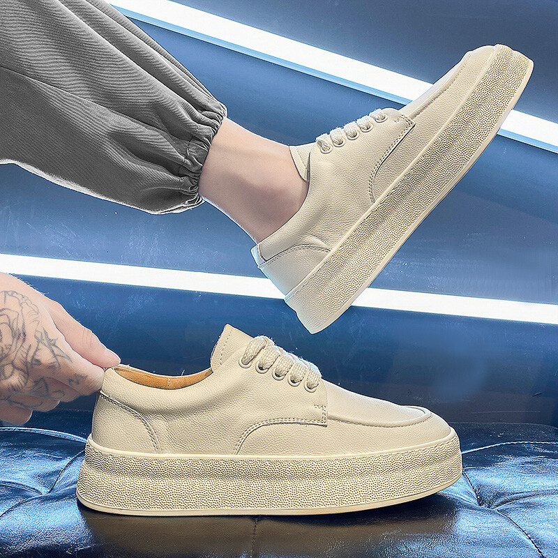 2023, la modă nouă, de lux, ocazional, pantofi pentru bărbați, pantofi de bord alb, comozi și respirabili, cu talpă moale, pantofi de maree, pantofi pentru bărbați