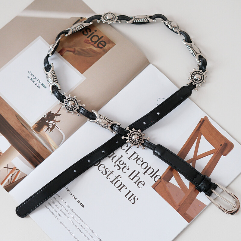 Retro etnikai stílusú öv női niche dizájnnal, szoknyával, farmerrel, karcsúsító és karcsú derékkal párosítva, csúcskategóriás dekoratív öv