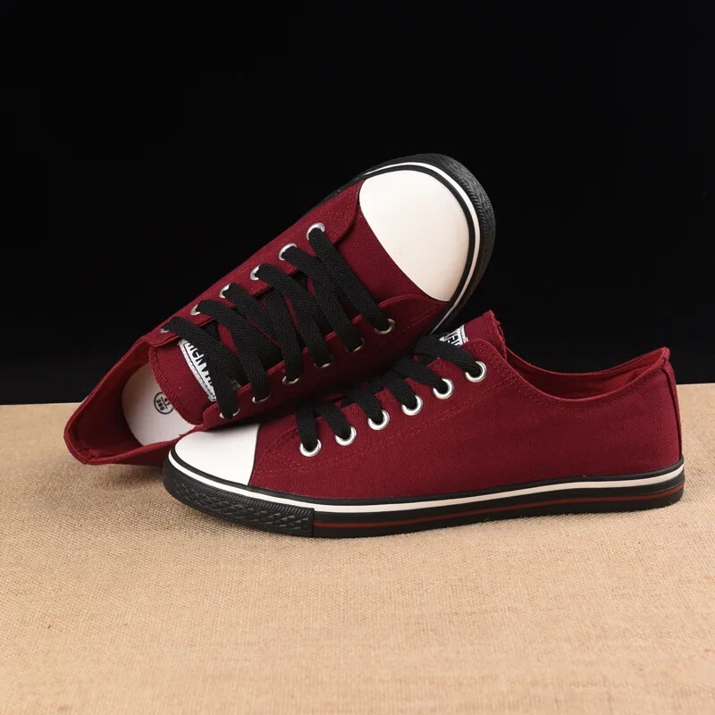 2021, új divatos, hétköznapi férficipő Férfi Fűzős sétacipők Fiúk vászoncipő Férfi egyszínű, lapos, diákcipők