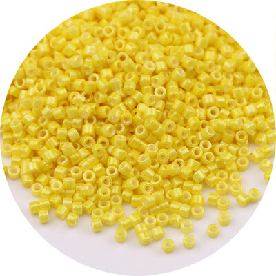5g/10g 1,6mm-es japán átlátszatlan fémes színű üveggyöngyök 11/0 egységes laza távtartó maggyöngyök ékszerkészítéshez barkácsvarráshoz