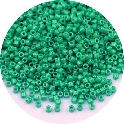 5g/10g 1,6mm-es japán átlátszatlan fémes színű üveggyöngyök 11/0 egységes laza távtartó maggyöngyök ékszerkészítéshez barkácsvarráshoz