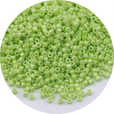 5g/10g 1,6mm-es japán átlátszatlan fémes színű üveggyöngyök 11/0 egységes laza távtartó maggyöngyök ékszerkészítéshez barkácsvarráshoz