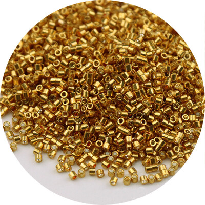 5g/10g 1,6mm-es japán átlátszatlan fémes színű üveggyöngyök 11/0 egységes laza távtartó maggyöngyök ékszerkészítéshez barkácsvarráshoz