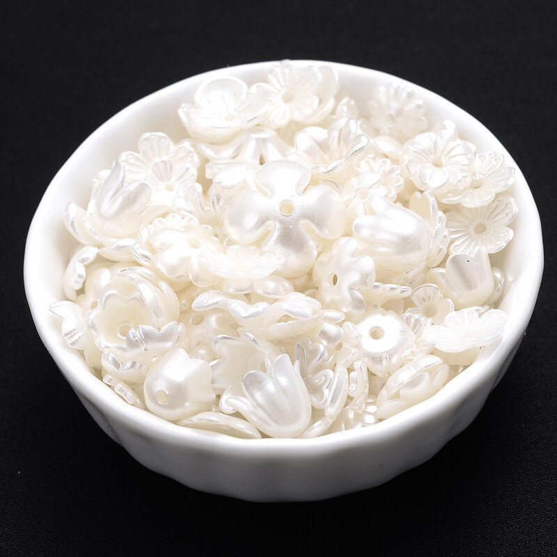 iYOE 100 komada 28 stilskih cvjetnih odstojnika perli imitacija biserno bijelih akrilnih cvjetnih perli kape za izradu pribora za nakit Diy Dead