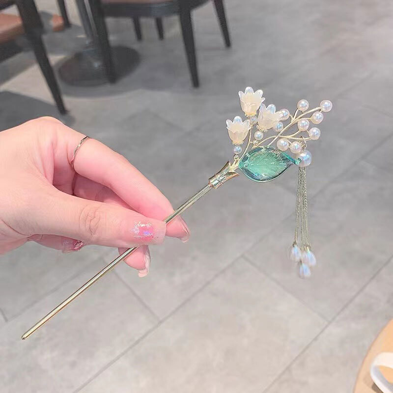 iYOE 100 komada 28 stilskih cvjetnih odstojnika perli imitacija biserno bijelih akrilnih cvjetnih perli kape za izradu pribora za nakit Diy Dead