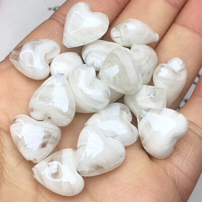 15MM Veľký Murano srdiečkový malachitový zelený cukríkový pruhovaný krištáľový sklenený prívesok s korálkou na výrobu náušníc s motívom lásky.