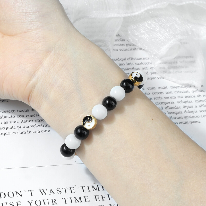 Madinga balta ir juoda mišri apyrankė su karoliukais moterims Vyrams Etninė Tai Chi Yin Yang Balance jogos apyrankės Apyrankės Porai Papuošalai Dovana