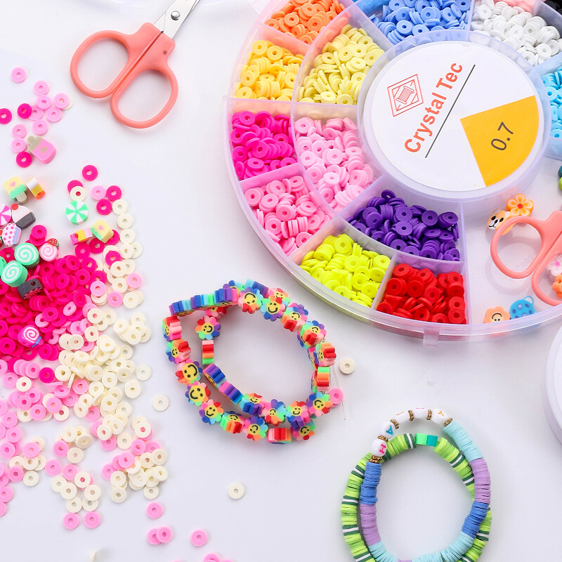 8 Stílusú agyaggyöngyökből készült karkötőkészítő készlet magvak betűkkel ábécé barkácsolás kézműves gyöngyök készlet varázslatokkal ékszerkészítéshez kézműves ajándékok