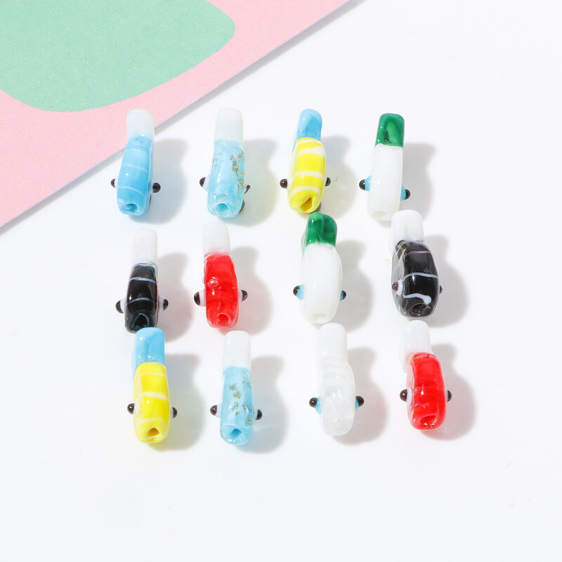 2 db Aranyos Lámpafényű Üveg Tengergyöngyök Hal Állat Többszínű Barkács ékszerkészítéshez Körülbelül 20 mm x 13 mm, Lyuk: kb 0,8 mm