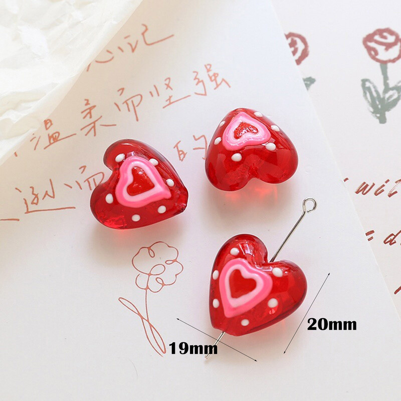 Sklenené korálky v tvare srdca pre domácich majstrov, výroba šperkov s príveskami, červená bodka, ručne vyrobené, cca 20 mm x 19 mm, otvor: cca 1,8 mm, 2 ks