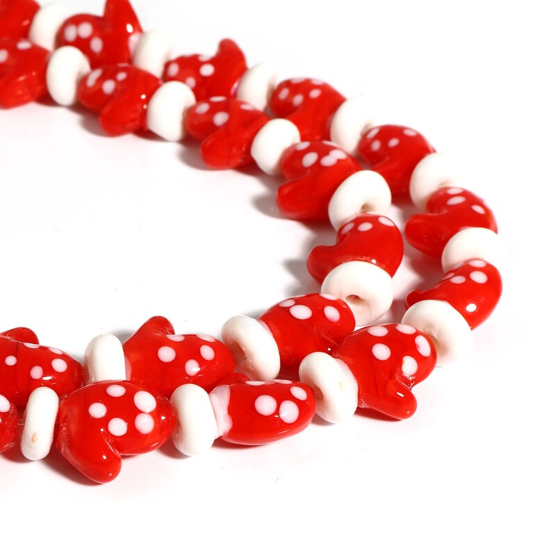 5db Lámpafényű Üveggyöngyök Karácsonyi kesztyűk Fehér Piros Színű Laza gyöngyök Barkácsolás Karkötők Ékszerek Lányok Ajándékok Kb. 19mmx14mm