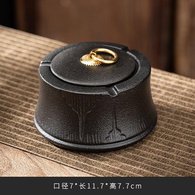 Scrumieră din ceramică grosieră în stil japonez cu capac Scrumieră neagră din ceramică de uz casnic Ornamente de decorare a casei Pahar pentru țigări Ceramica birou de birou