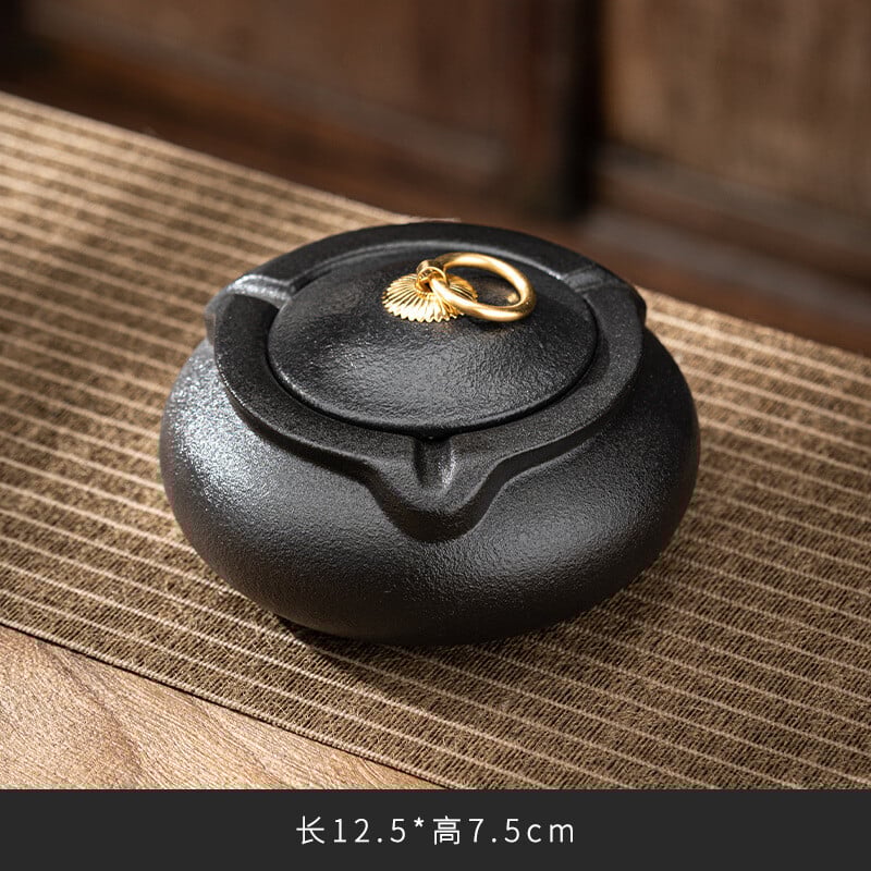 Scrumieră din ceramică grosieră în stil japonez cu capac Scrumieră neagră din ceramică de uz casnic Ornamente de decorare a casei Pahar pentru țigări Ceramica birou de birou