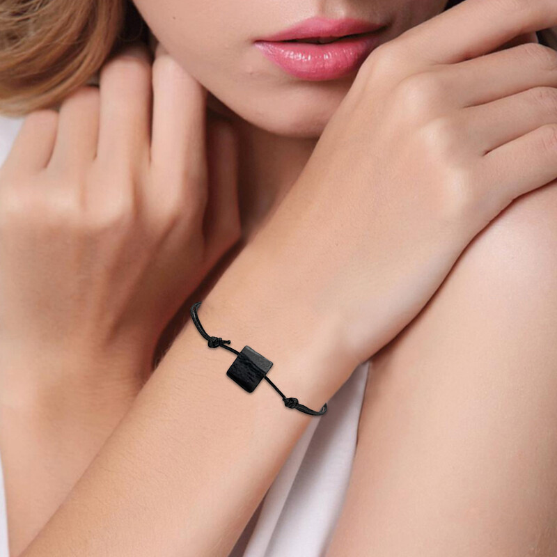 Juodo turmalino krištoliniai karoliai, rankomis pinti juodo turmalino apyrankės, natūralių turmalino akmenų raktikaulio grandinės pakabukas papuošalas