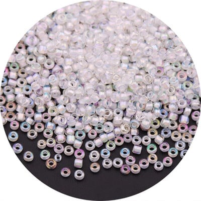 Biela séria českých sklenených korálok, rôzne veľkosti 1,5 mm, 2 mm, 3 mm, 4 mm, okrúhle dištančné korálky na výrobu šperkov, odevov a doplnkov.