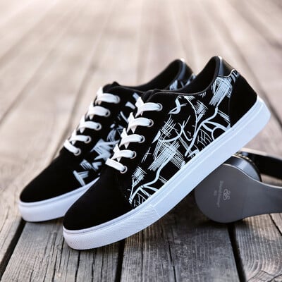 2024 Nové pánske plátené topánky Módne originálne Pánske tenisky Priedušné pánske ležérne topánky pohodlné ploché Zapatillas De Deporte